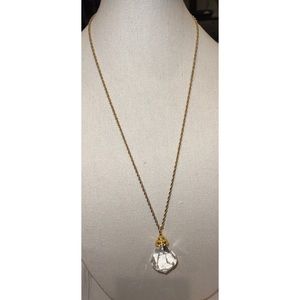 VINTAGE 80'S Oversized Diamond Shaped Crystal Pendant Necklace.